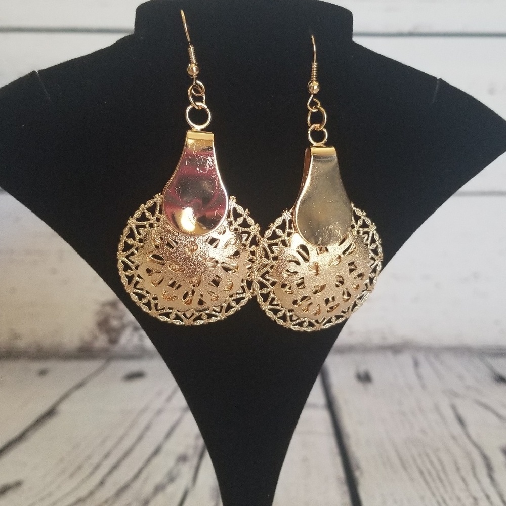 Earings